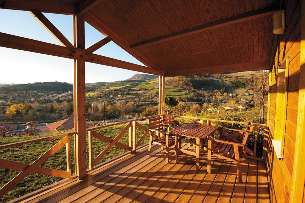 Domaine Saint Esteve Мийо Экстерьер фото